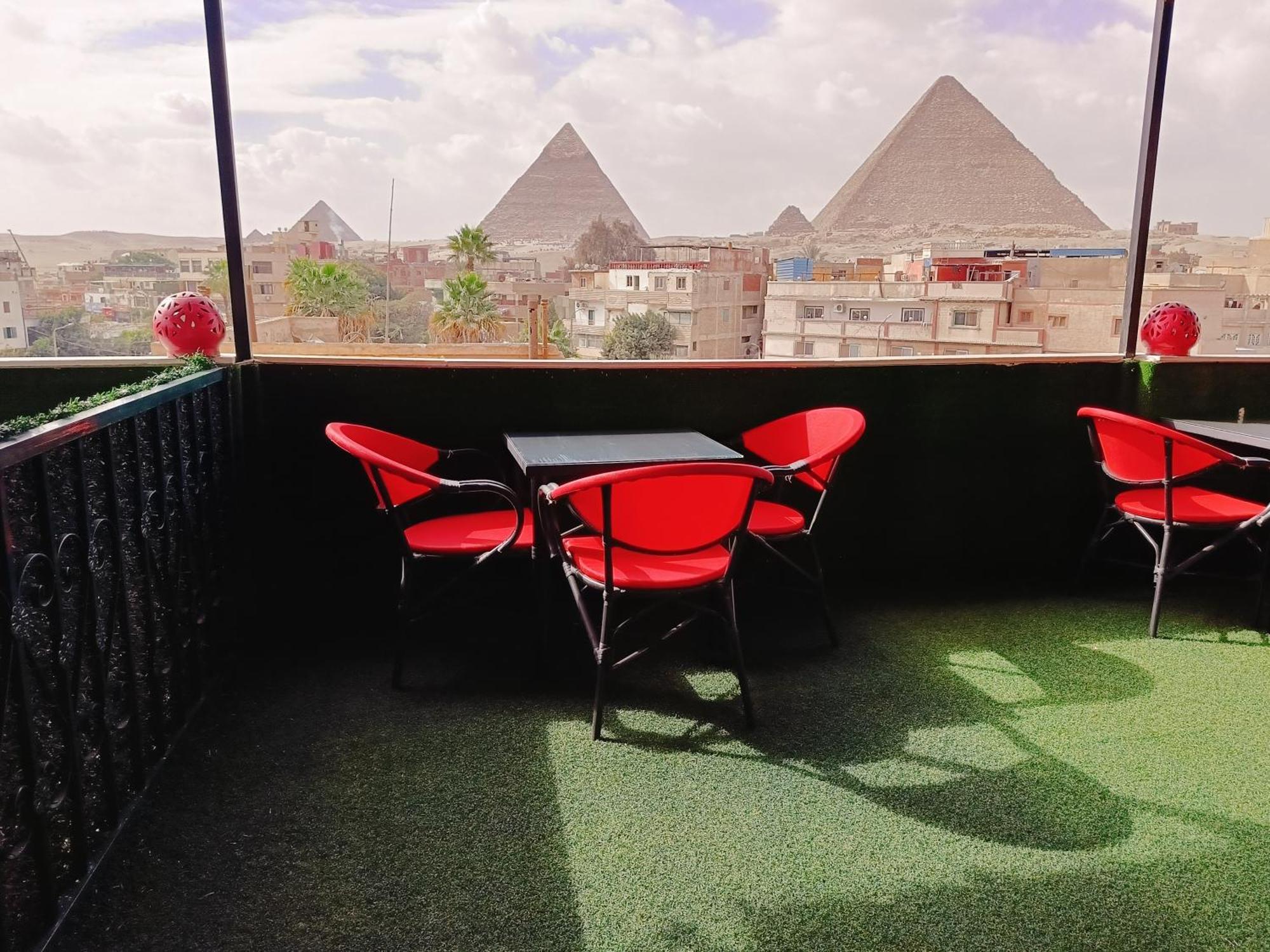 فندق Magic Golden Pyramids View Kafret el-Gabal المظهر الخارجي الصورة