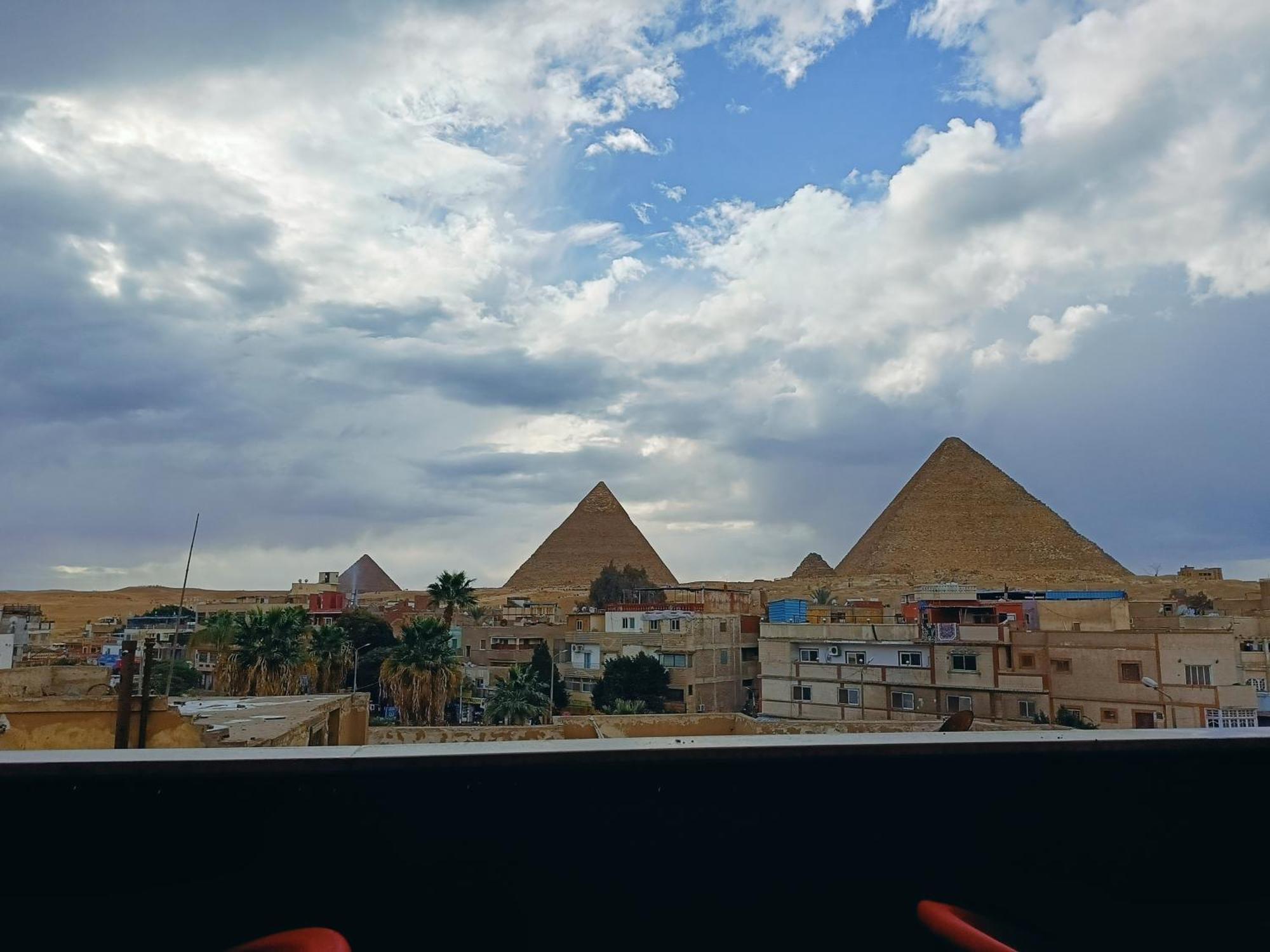 فندق Magic Golden Pyramids View Kafret el-Gabal المظهر الخارجي الصورة