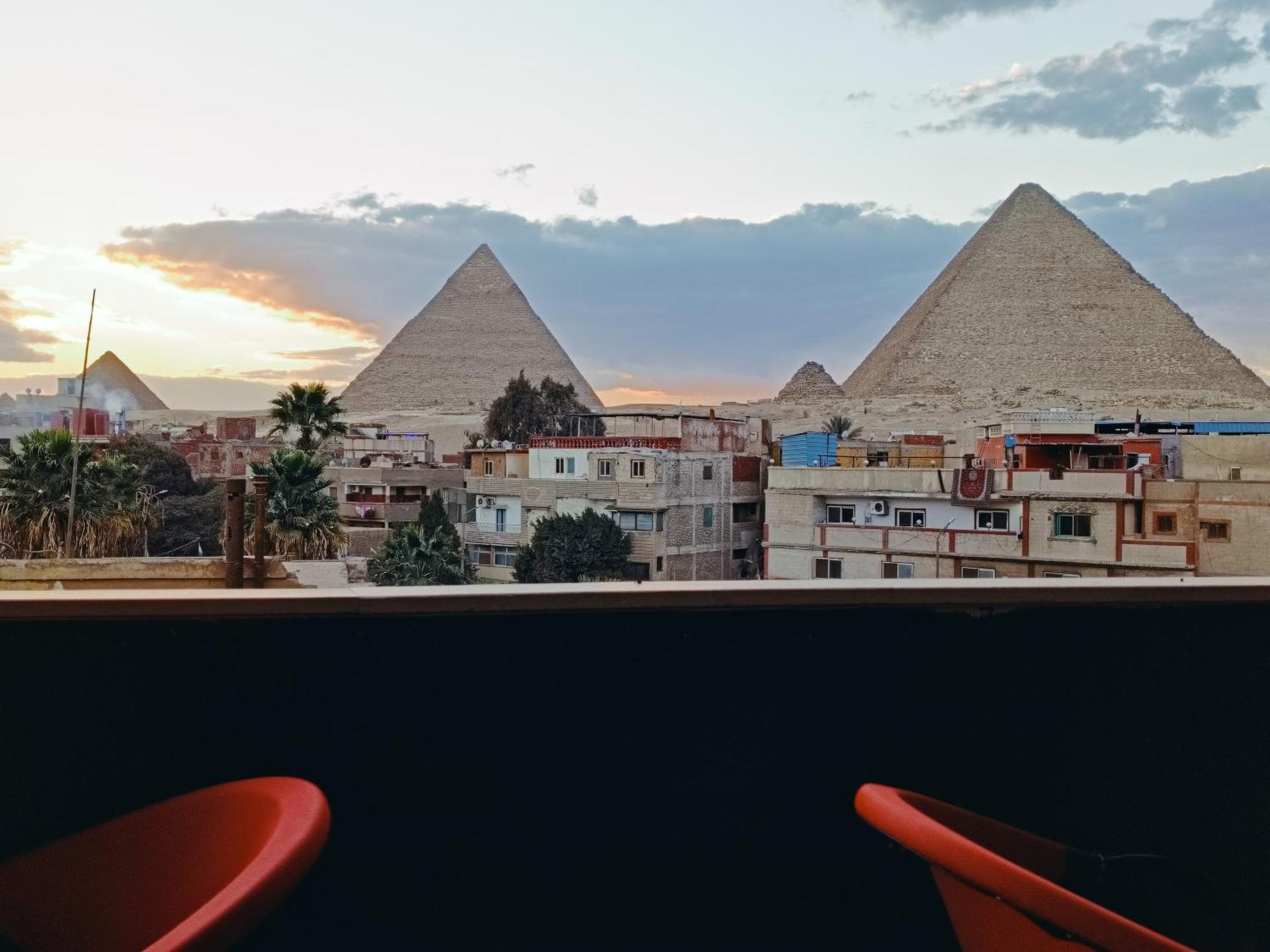 فندق Magic Golden Pyramids View Kafret el-Gabal المظهر الخارجي الصورة