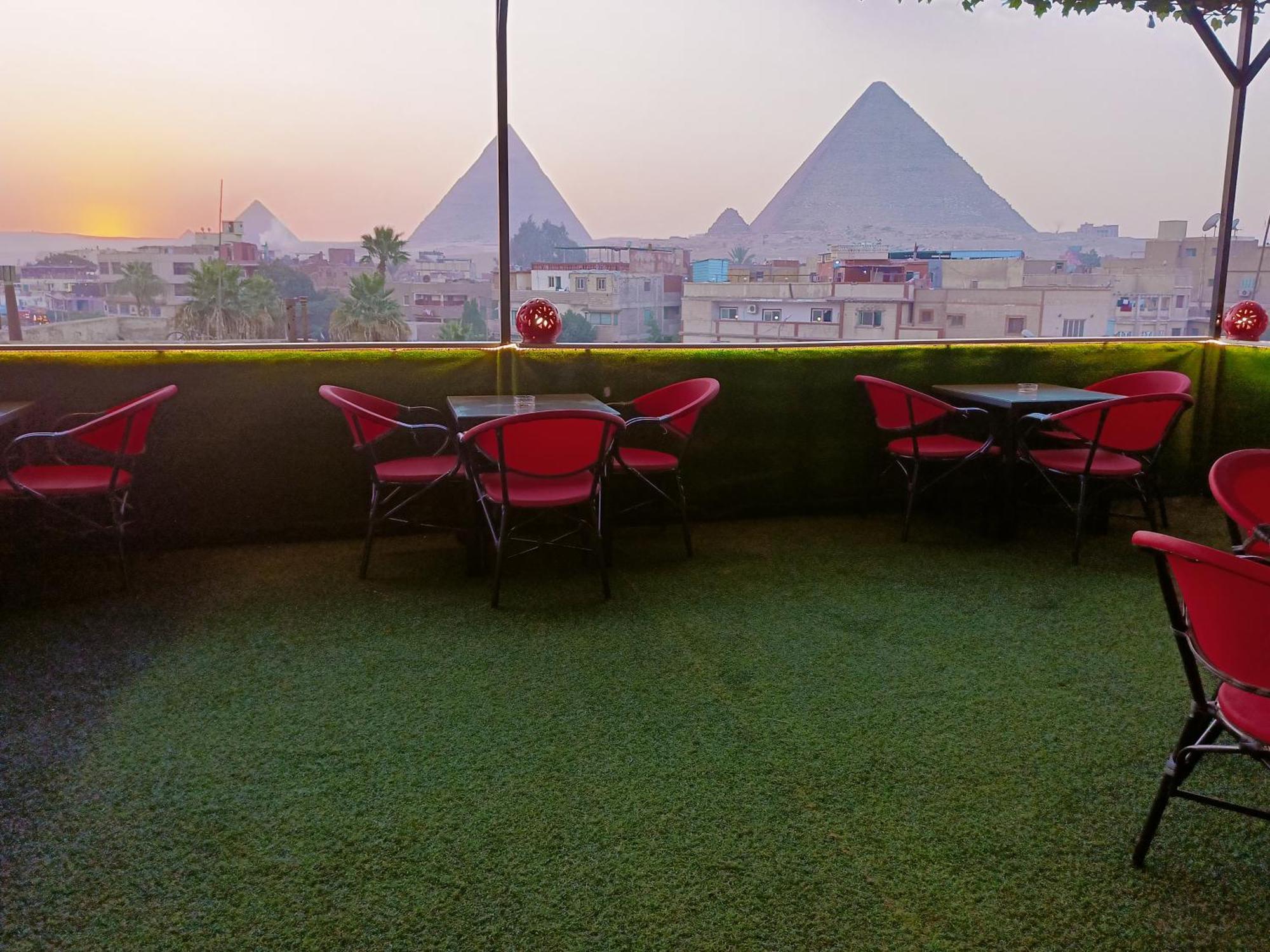 فندق Magic Golden Pyramids View Kafret el-Gabal المظهر الخارجي الصورة