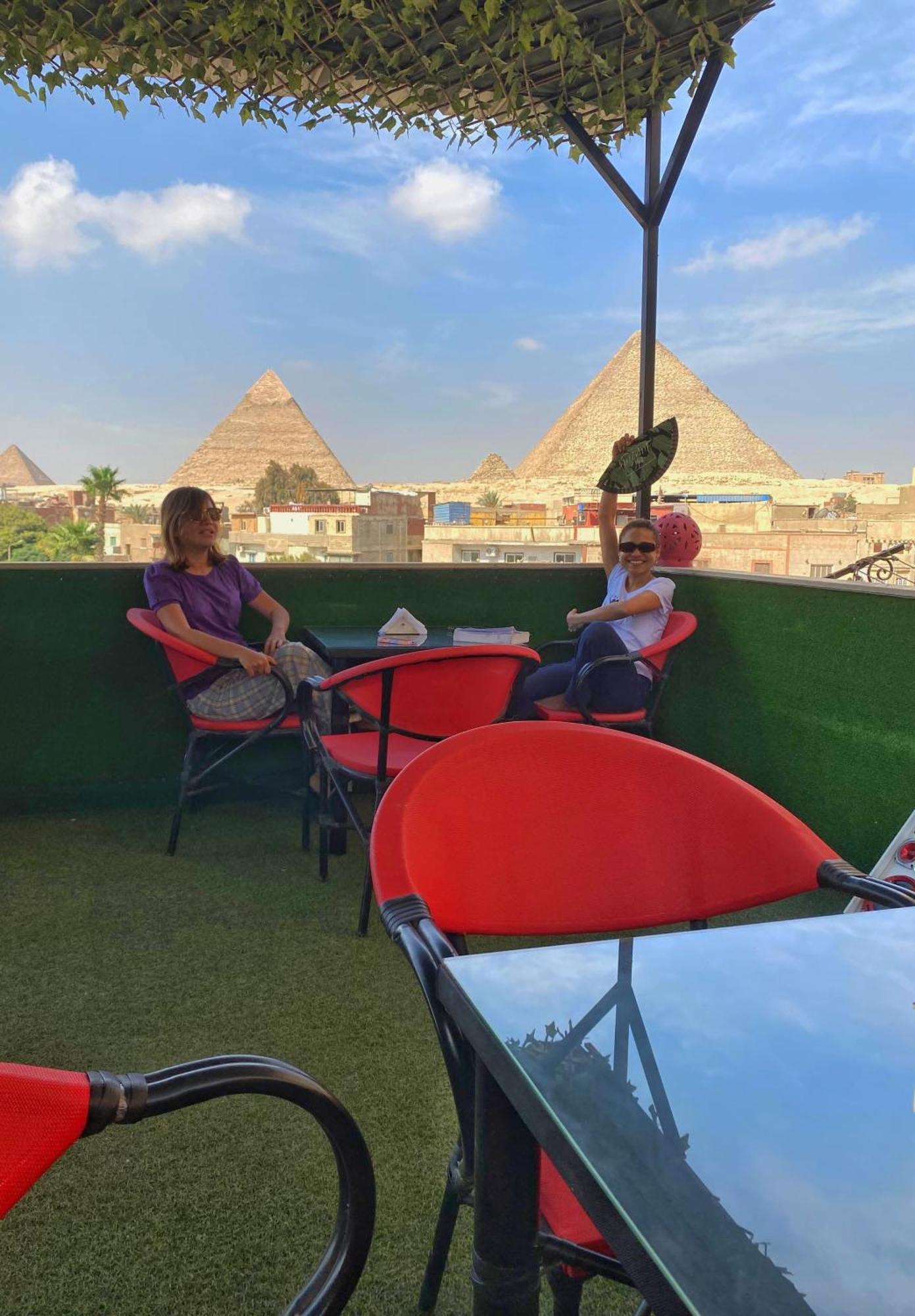 فندق Magic Golden Pyramids View Kafret el-Gabal المظهر الخارجي الصورة