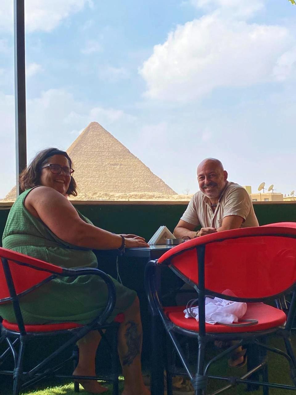 فندق Magic Golden Pyramids View Kafret el-Gabal المظهر الخارجي الصورة